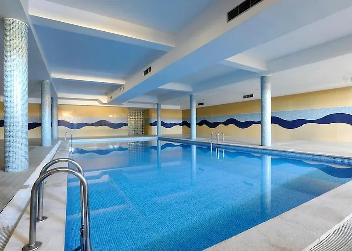 Апартаменты Praia Central *